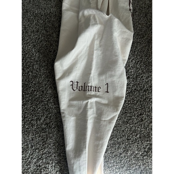 New Yeezy Vultures Long Sleeve T-Shirt Size 1 M/L, Oversized Fit, Cream/Ivory - Picture 3 of 4